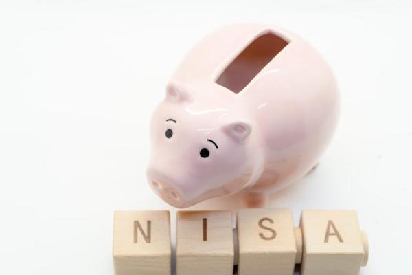 NISA,投資,投資信託,証券会社,運用